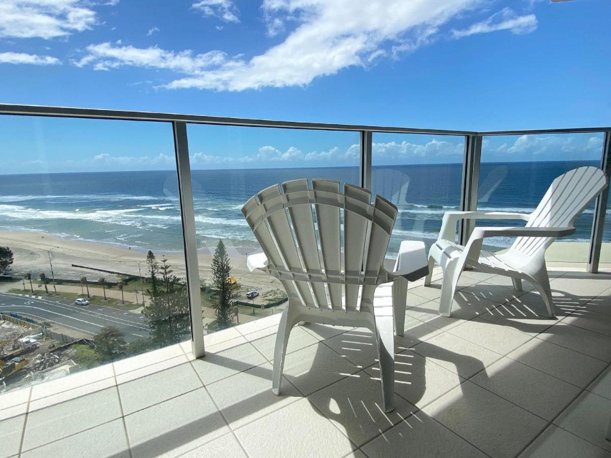 Hi Surf Beachfront Aparthotel
